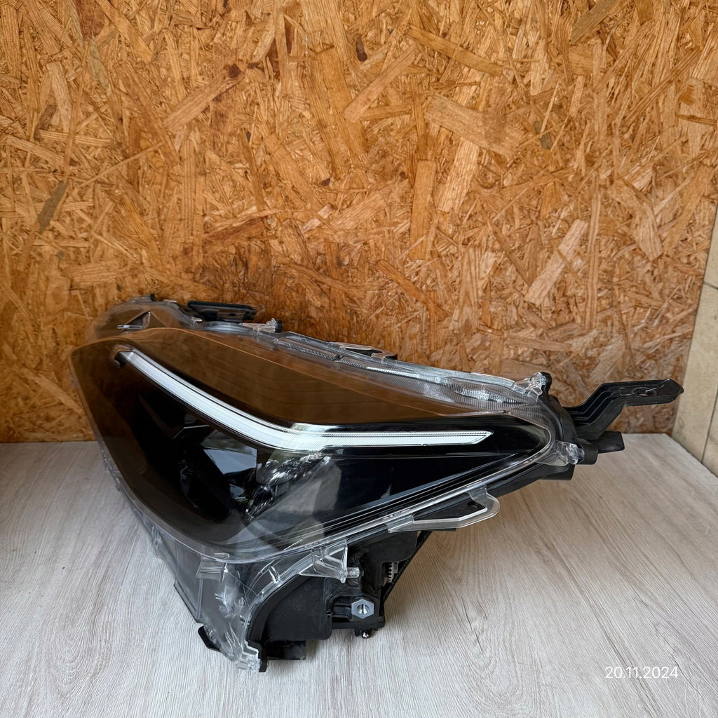 Frontscheinwerfer Toyota Yaris Cross Ein Satz Scheinwerfer Headlight SCH7092003280tl