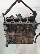 Laden Sie das Bild in den Galerie-Viewer, Motorblock Audi Skoda VW 2.0TDI DFS 04L023C 2.0 TDI Diesel Unkomplett