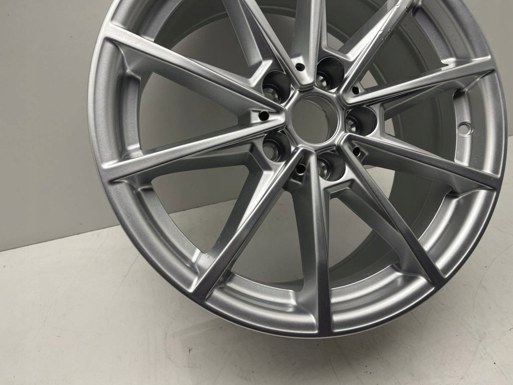 1x Alufelge 17 Zoll 7.5" 5x112 30ET 6896762 BMW G21 G22 G20 G23 G26 Rim Wheel FEL8427281831ze