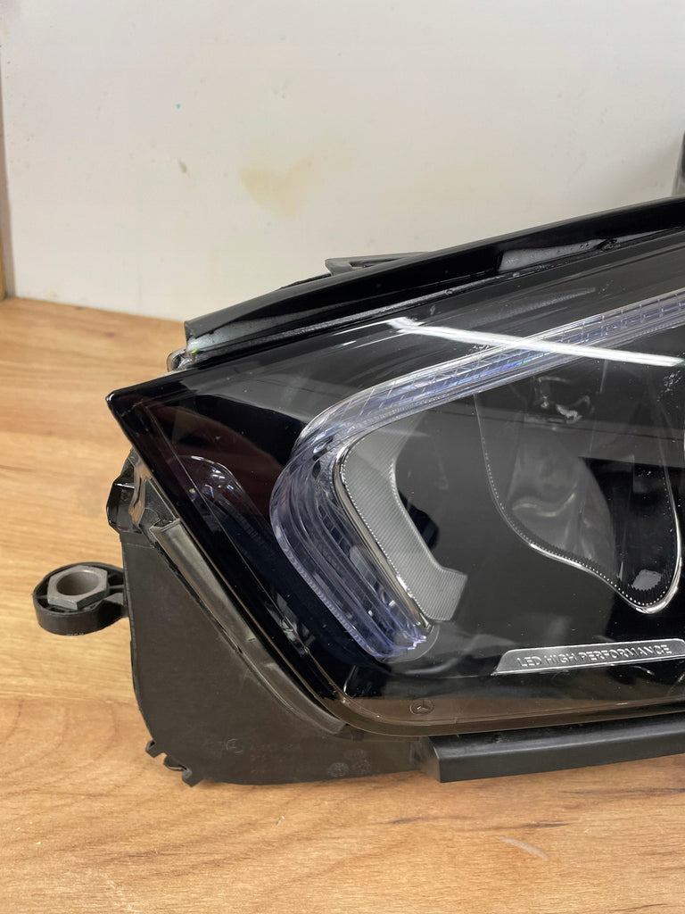 Frontscheinwerfer Mercedes-Benz Gle A1679069504 260102691R LED Rechts oder Links