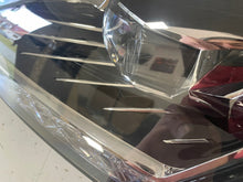 Laden Sie das Bild in den Galerie-Viewer, Frontscheinwerfer Skoda Fabia III 6V1941015F 6V1941015F6V1941015F Full LED Links