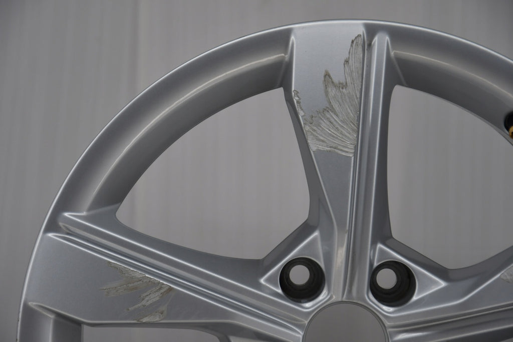 1x Alufelge 17 Zoll 7.5" 5x112 38ET Glanz Silber 8W0601025 Audi B9 Rim Wheel FEL1371161791nc
