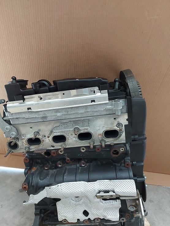 Motor Audi A4 B9 DEUA 2.0 TDI 150PS 110kW 118TKm 2015 Diesel Engine Unkomplett