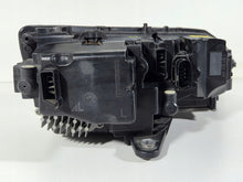 Laden Sie das Bild in den Galerie-Viewer, Frontscheinwerfer Skoda Octavia III 5E1941015D LED Links Scheinwerfer Headlight SCH8045121727dt