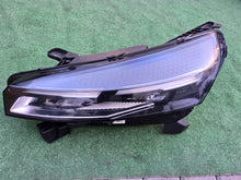 Laden Sie das Bild in den Galerie-Viewer, Frontscheinwerfer Renault Clio 5 260600149R Full LED Links Headlight SCH1939845990qz