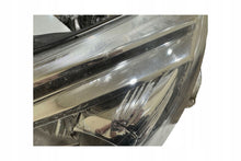 Laden Sie das Bild in den Galerie-Viewer, Frontscheinwerfer Ford Focus 1482114822 1481914820 Links Scheinwerfer Headlight SCH6221250840vl