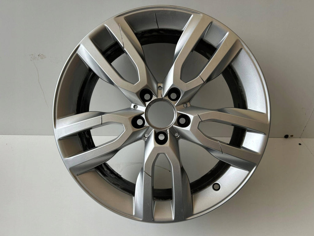 1x Alufelge 18 Zoll A1564010200 Mercedes-Benz Gla Rim Wheel FEL6197511522fn