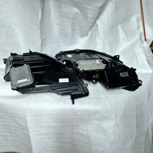 Laden Sie das Bild in den Galerie-Viewer, Frontscheinwerfer Tesla 0020203912 0020203812 Full LED Rechts oder Links