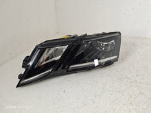 Laden Sie das Bild in den Galerie-Viewer, Frontscheinwerfer Skoda Octavia III 5E1941015F Links Scheinwerfer Headlight SCH2073473771dz