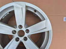Load image into Gallery viewer, 1x Alufelge 18 Zoll 8.0" 5x112 46ET 8V0601025DL Audi A3 Rim Wheel FEL8601916248rg