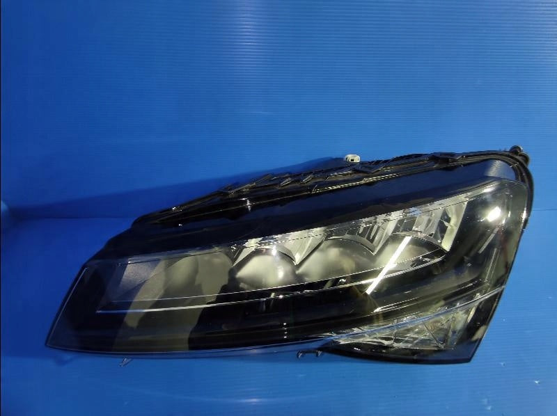 Frontscheinwerfer Skoda Superb III 3V1941015C Full LED Links Headlight