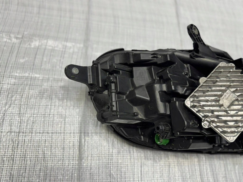 Frontscheinwerfer Maserati I 06701588610 Rechts Scheinwerfer Headlight SCH5321871113ya