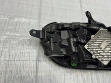 Laden Sie das Bild in den Galerie-Viewer, Frontscheinwerfer Maserati I 06701588610 Rechts Scheinwerfer Headlight SCH5321871113ya
