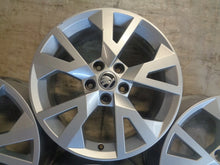 Load image into Gallery viewer, 4x Alufelge 17 Zoll 7.0" 5x112 45ET Glanz Silber 5E0601025S Skoda Octavia III I FEL4824722990fo