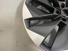 Laden Sie das Bild in den Galerie-Viewer, 1x Alufelge 21 Zoll 8.5" 5x112 40ET Glanz Schwarz 5LA601025L Skoda Enyaq FEL3843383063kp
