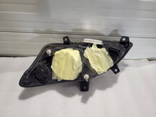 Laden Sie das Bild in den Galerie-Viewer, Frontscheinwerfer Mercedes-Benz Viano W639 Vito A6398202961 Xenon Rechts SCH2943973963bu