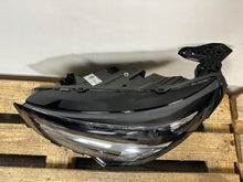 Laden Sie das Bild in den Galerie-Viewer, Frontscheinwerfer Opel Corsa F 39162653 Links Scheinwerfer Headlight SCH1406418620dy