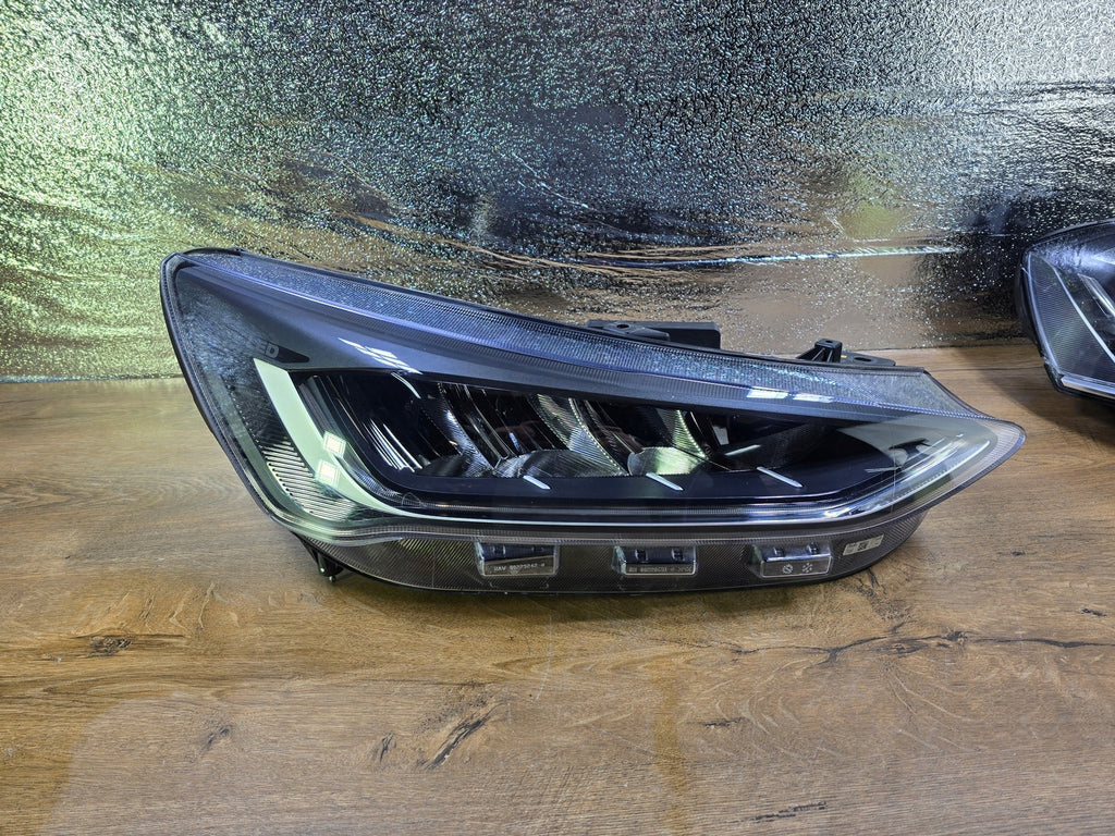 Frontscheinwerfer Ford Focus NX7B-13E014-CD Rechts Scheinwerfer Headlight SCH6042404554jo