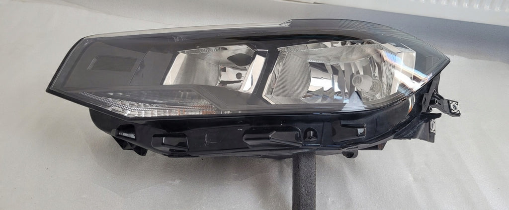 Frontscheinwerfer VW T-Cross 2GM941005A Links Scheinwerfer Headlight