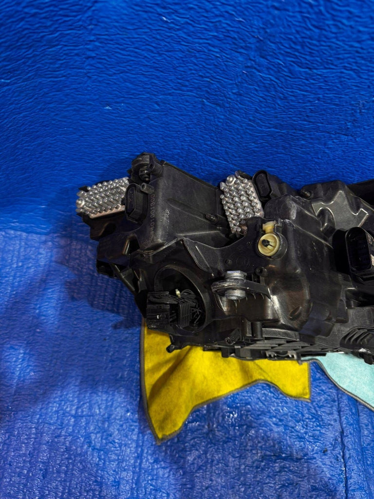 Frontscheinwerfer Skoda Octavia I 5E4941035 Links Scheinwerfer Headlight SCH7966291179ev