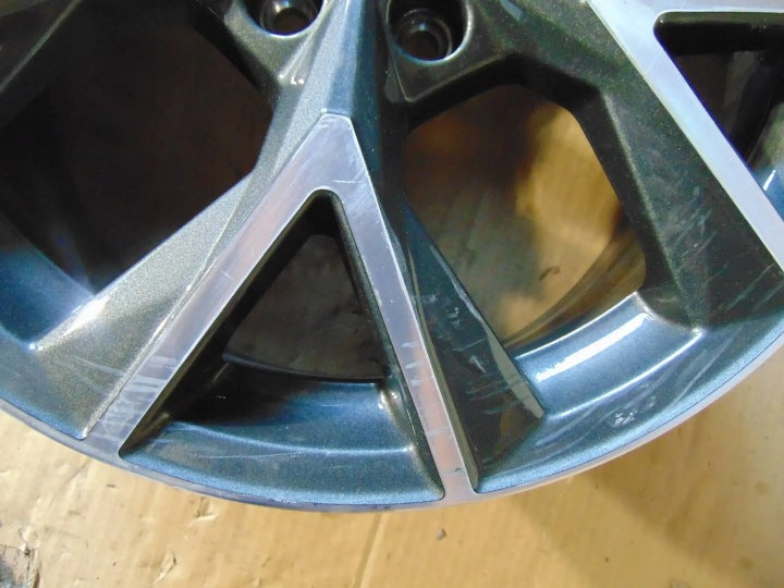 1x Alufelge 17 Zoll 82A601025AA Audi Rim Wheel FEL4168400411ki