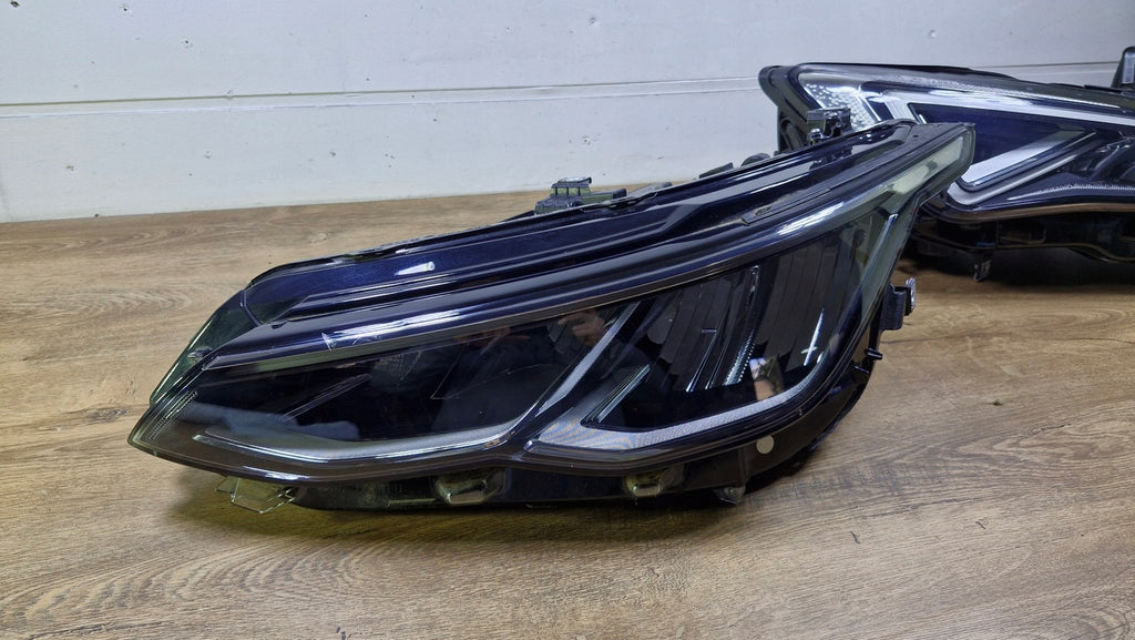 Frontscheinwerfer VW Golf VIII 5H1941005B Links Scheinwerfer Headlight SCH4876737959bl