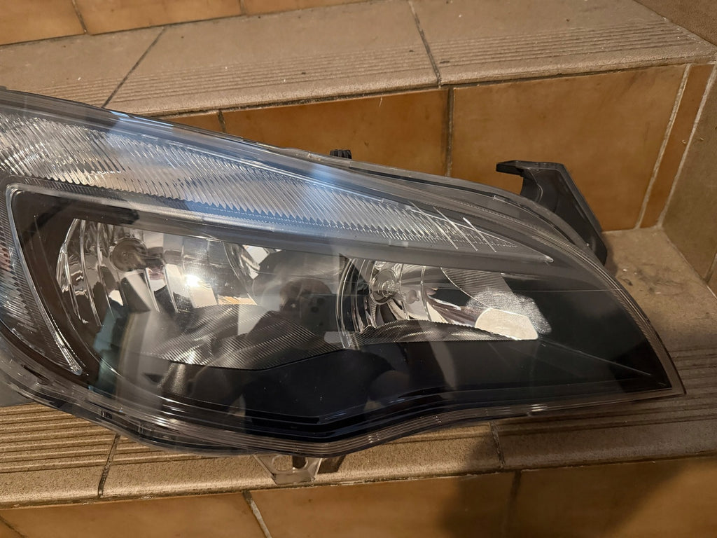 Frontscheinwerfer Opel Astra J 100117 Rechts Scheinwerfer Headlight SCH2214528983yf