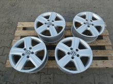 Laden Sie das Bild in den Galerie-Viewer, 4x Alufelge 17 Zoll 7.0" 5x120 55ET Glanz Silber 7H0601025 VW T6 T5 Rim Wheel FEL3479768168vl