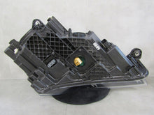 Laden Sie das Bild in den Galerie-Viewer, Frontscheinwerfer Skoda Superb III 3V1941015B Xenon Links Scheinwerfer Headlight SCH9768442989at