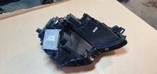 Laden Sie das Bild in den Galerie-Viewer, Frontscheinwerfer Skoda Karoq 57B941015B LED Links Scheinwerfer Headlight SCH8582345480dp