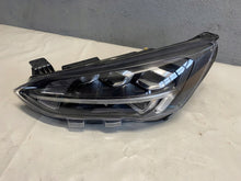 Laden Sie das Bild in den Galerie-Viewer, Frontscheinwerfer Ford Focus MX7B-13E015-EB LED Links Scheinwerfer Headlight