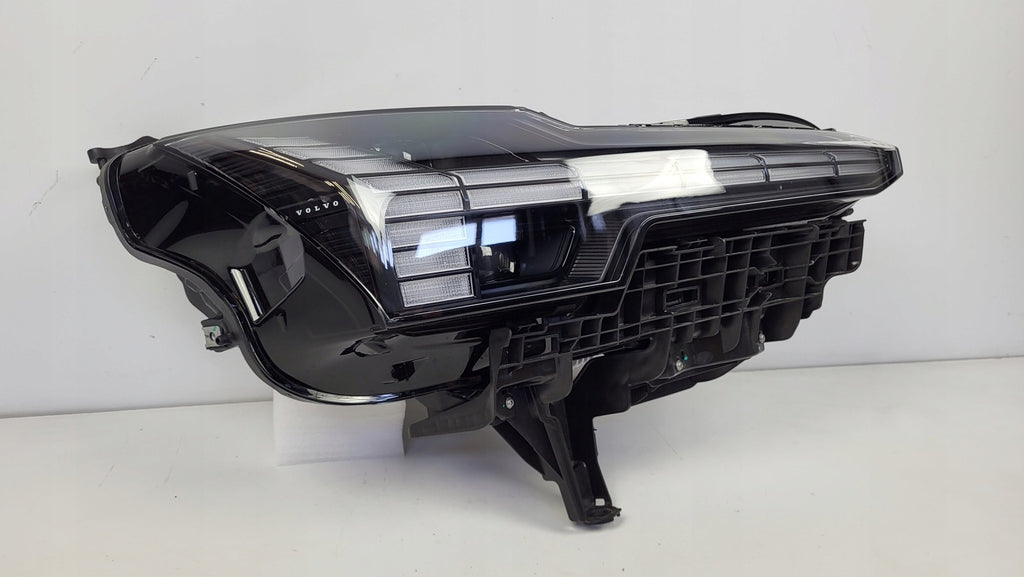Frontscheinwerfer Volvo 80000628-KUD Rechts Scheinwerfer Headlight SCH8477748411ux