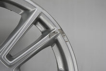 Laden Sie das Bild in den Galerie-Viewer, 1x Alufelge 17 Zoll 7.0&quot; 5x108 50ET BS7J-CA Ford Rim Wheel