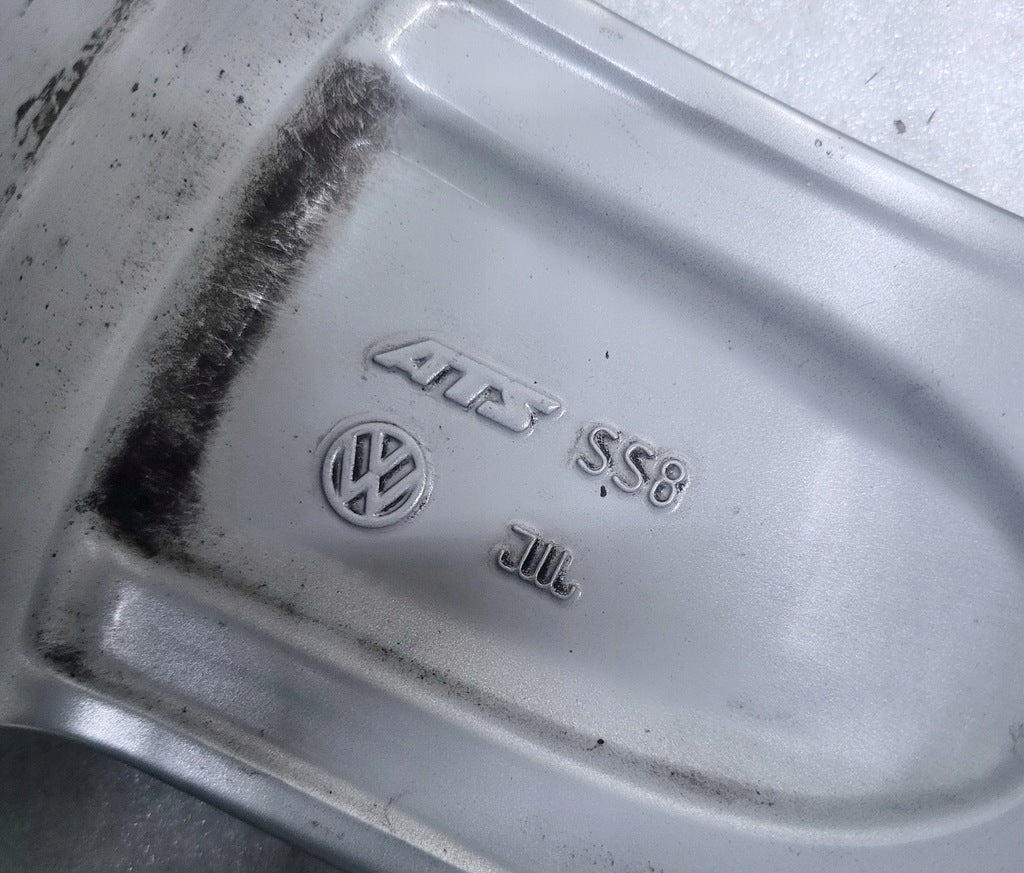 1x Alufelge 17 Zoll 7.0" 5x112 47ET Glanz Silber 1T0601025T VW Touran Golf FEL8560854390rl