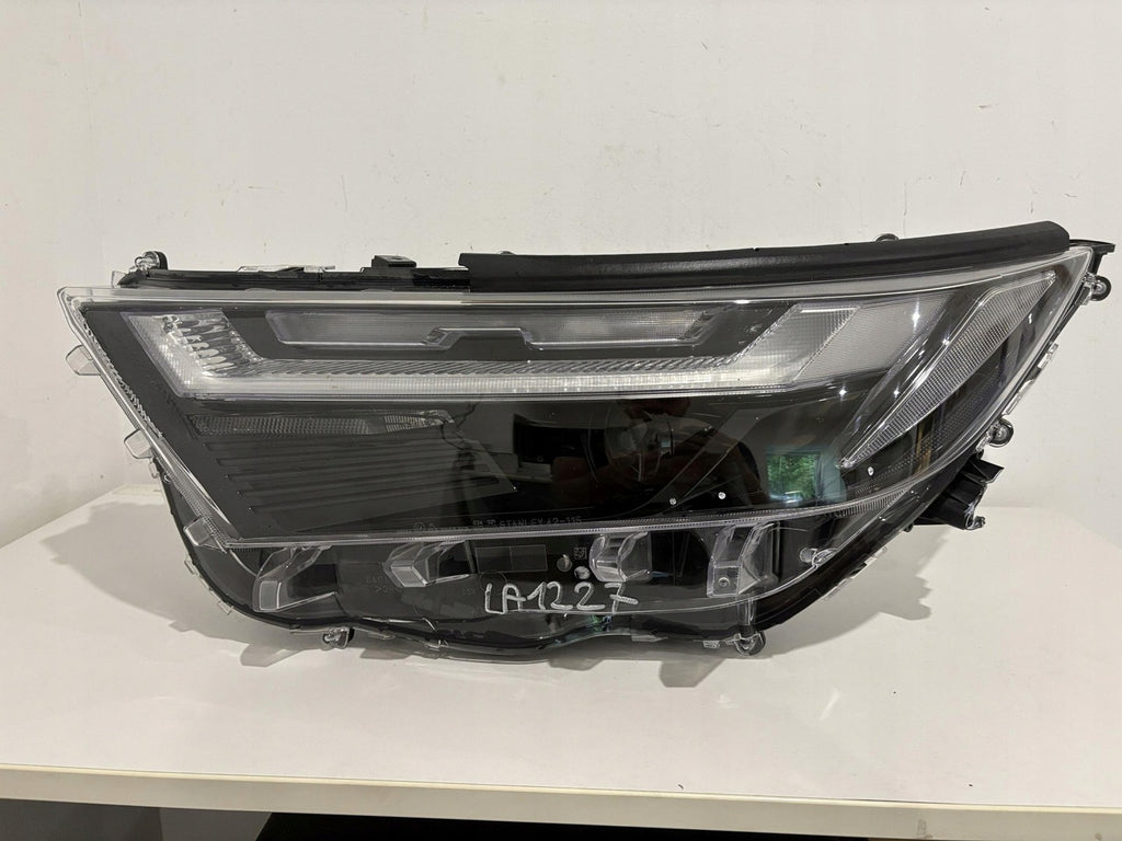 Frontscheinwerfer Toyota V LED Links Scheinwerfer Headlight SCH8683571983np
