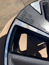 Load image into Gallery viewer, 1x Alufelge 17 Zoll 4x108 672044871 Opel Corsa F Rim Wheel FEL9461532892uc