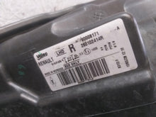 Laden Sie das Bild in den Galerie-Viewer, Frontscheinwerfer Dacia Dokker 260102414R LED Rechts Scheinwerfer Headlight