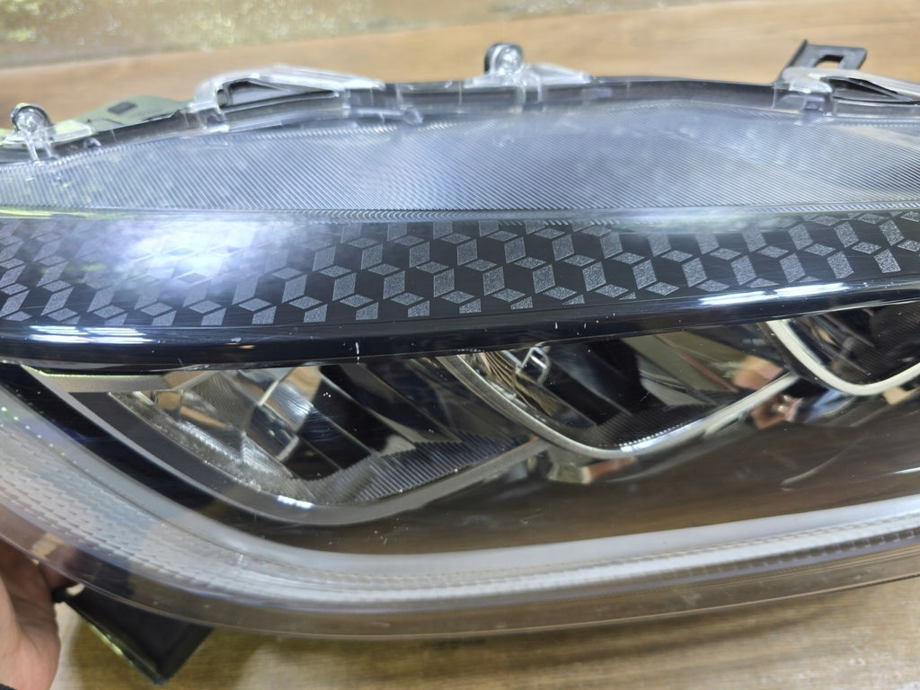 Frontscheinwerfer Toyota IV Yaris K0-8EU Rechts Scheinwerfer Headlight SCH7086128619jz