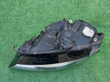 Laden Sie das Bild in den Galerie-Viewer, Frontscheinwerfer Audi A4 8K0941003C Xenon Links Scheinwerfer Headlight