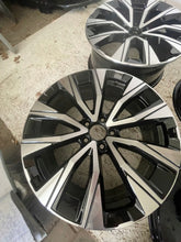 Laden Sie das Bild in den Galerie-Viewer, 4x Alufelge 19 Zoll 7.5" 5x108 50 5ET Glanz Schwarz 32243399 Volvo Xc60 Cross FEL9818738556pq