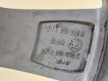 Laden Sie das Bild in den Galerie-Viewer, 1x Alufelge 17 Zoll 5x100 Gelb 5JA601025C Skoda Rapid Rim Wheel FEL2099880009vd