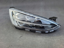 Laden Sie das Bild in den Galerie-Viewer, Frontscheinwerfer Ford Focus JX7B-13E014-AE FULL LED Rechts Headlight