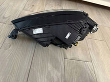 Laden Sie das Bild in den Galerie-Viewer, Frontscheinwerfer Skoda Karoq 57B941036B Full LED Rechts Scheinwerfer Headlight SCH3093416406jj
