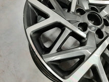 Load image into Gallery viewer, 1x Alufelge 18 Zoll 7.5" 5x114.3 50ET 52910-CM300 Hyundai Kona Rim Wheel FEL2594666323ky