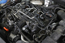 Laden Sie das Bild in den Galerie-Viewer, Motor Audi Seat Skoda VW I CAY 1.6 TDI 105PS 2012 Diesel Engine Komplett MOT8399904434du