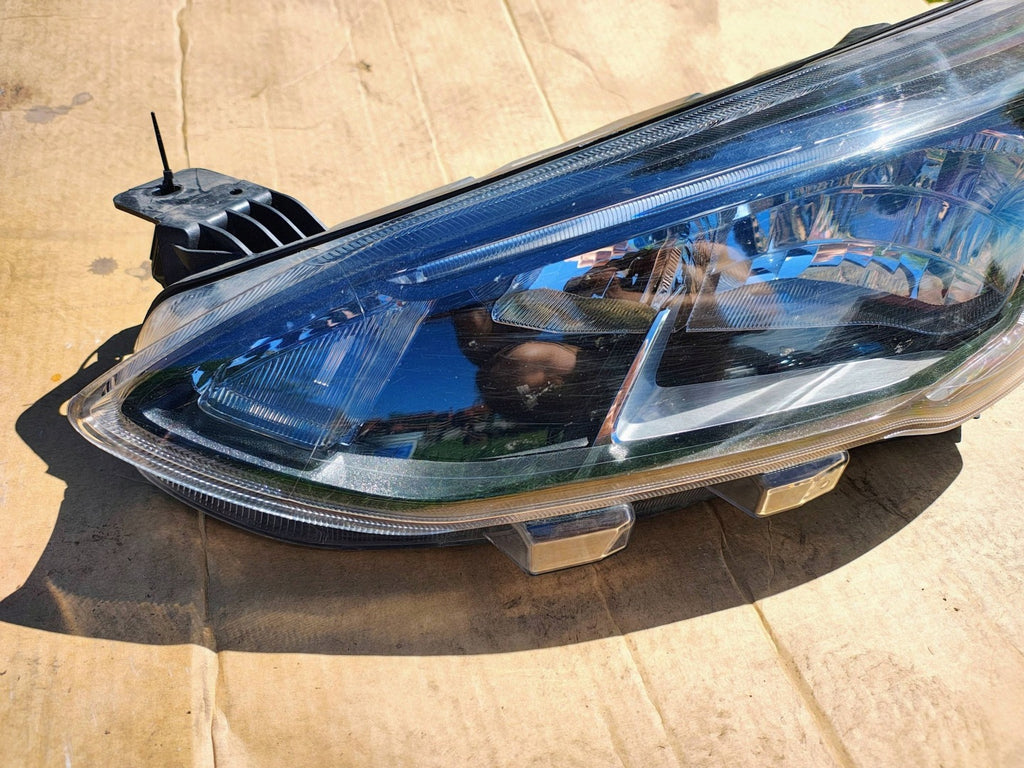 Frontscheinwerfer Ford Focus MX7B13E015CC Links Scheinwerfer Headlight SCH7971032928gi