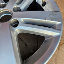 Load image into Gallery viewer, 1x Alufelge 16 Zoll 6.5" 5x112 50ET Glanz Silber 5K0601025AM VW Golf Touran FEL4198203998rx
