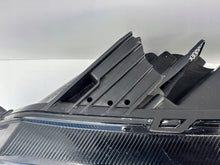 Laden Sie das Bild in den Galerie-Viewer, Frontscheinwerfer Dacia Sandero III Logan 260602561R Full LED Rechts oder Links