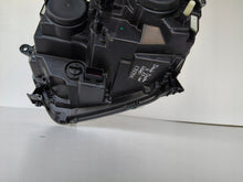 Laden Sie das Bild in den Galerie-Viewer, Frontscheinwerfer Dacia Duster 260101133R LED Rechts Scheinwerfer Headlight SCH6417334281cc