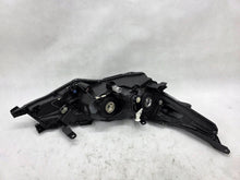 Laden Sie das Bild in den Galerie-Viewer, Frontscheinwerfer Toyota Corolla 81170-02L50-00 Links Scheinwerfer Headlight SCH5909966597wa